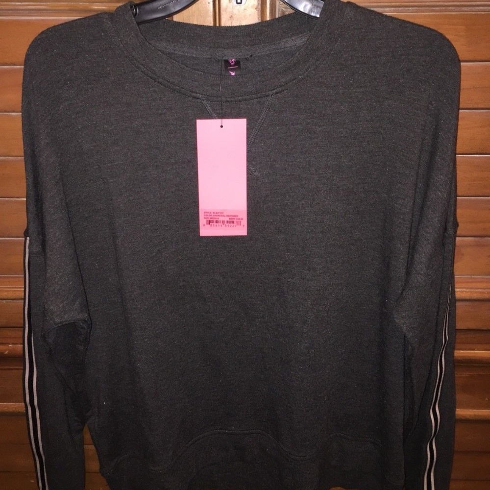 Betsey Johnson Performance Pullover Heather Gray M